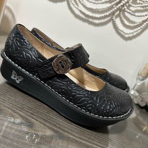🔥🔥🔥 Alegría “Paloma” Slip Ons !